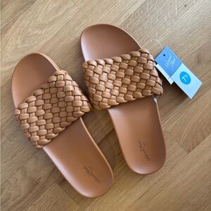 Women's Tan Slide Sandals universal thread 7.5